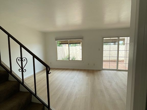 3rd image of 7351 E Thornwood Dr
