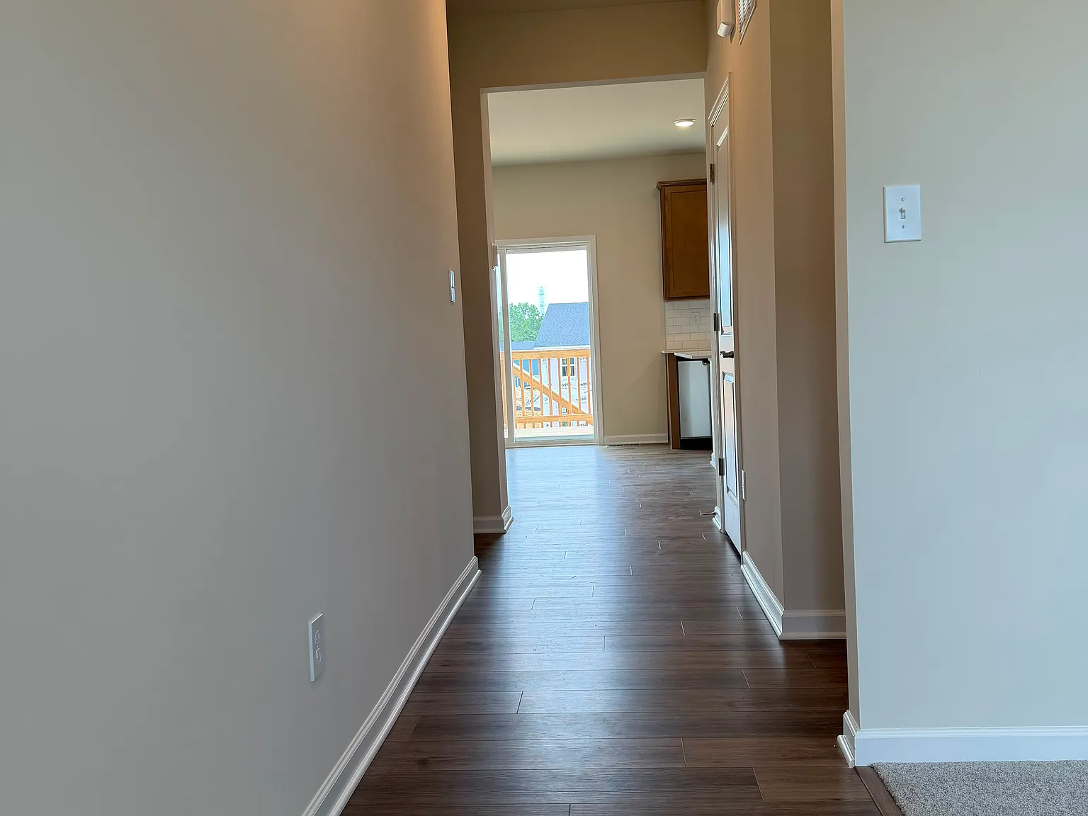 4 bed, 2.5 bath, 2169 sqft, $2,995 — Photo 2
