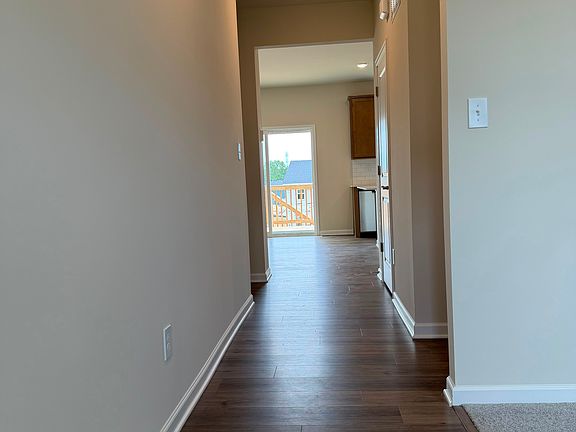 2nd image of 16935 Aiken Ridge Cir