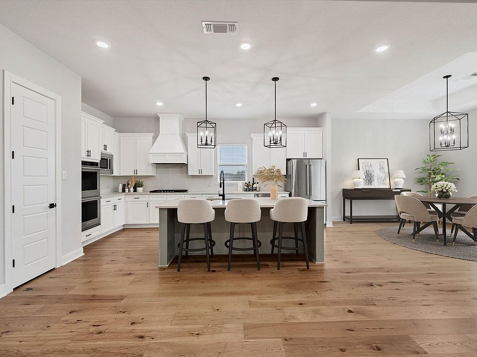 1st image of 101 Treaty Oak Cv