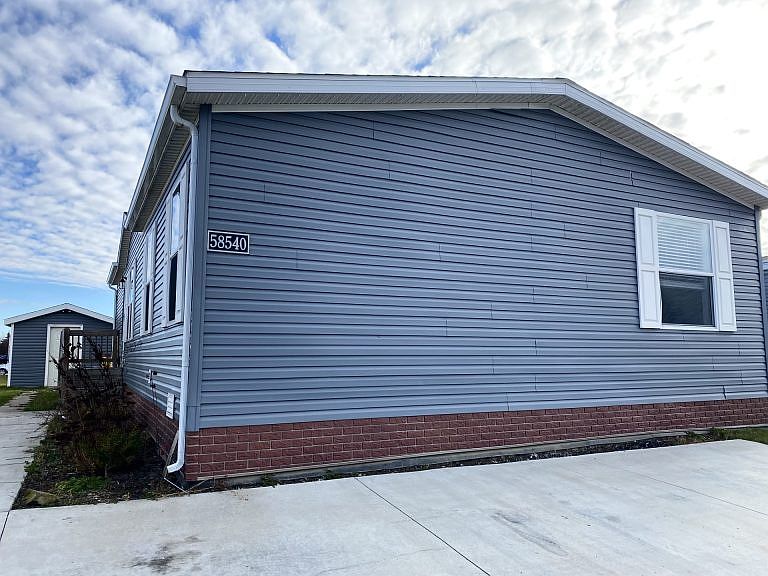 1st image of 58540 Brookside Dr #138