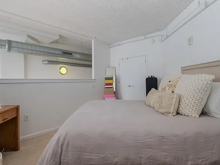 2200 Arch St #705 — Photo 12