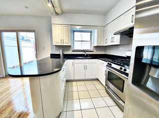 2113 Ford St APT 1F, Brooklyn, NY 11229