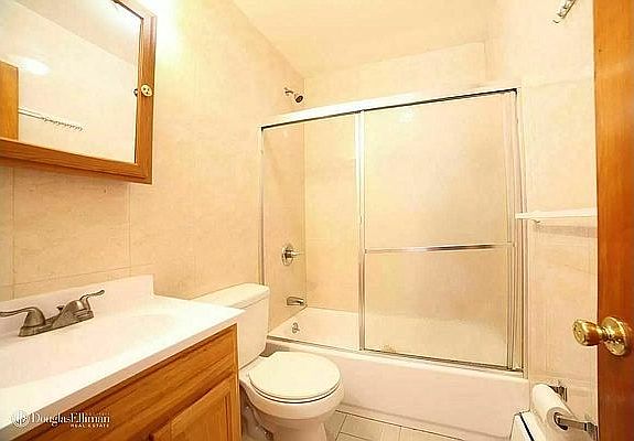 5th image of 443 W 263rd St #2