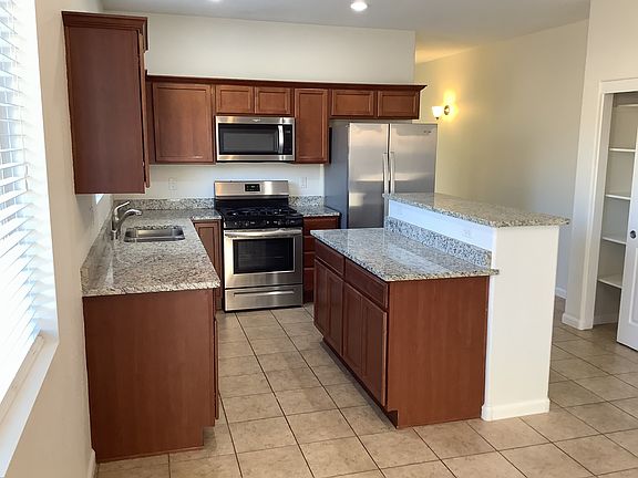 3rd image of 6835 Old Mesa Dr NW