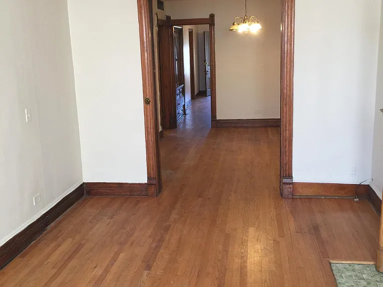 2337 N Bosworth Ave #1 — Photo 4