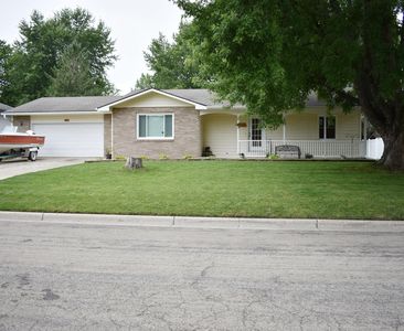 338 Meadow Ln, Owatonna, MN, 55060