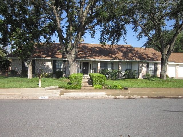 1st image of 3001 Royal Palm Cir