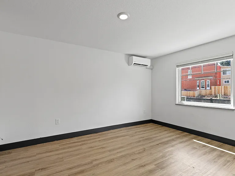 2751 W 28th Ave — Photo 12