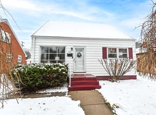 3727 N 100th St, Milwaukee, WI 53222
