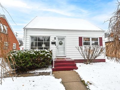 3727 North 100th STREET, Milwaukee, WI, 53222
