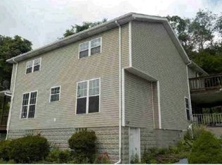 110 Lange St, Rostraver Township, PA 15012