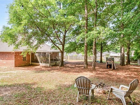 5th image of 4093 Blackwell Ct W