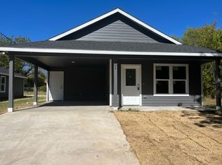 140 Sunray St, Mabank, TX 75156