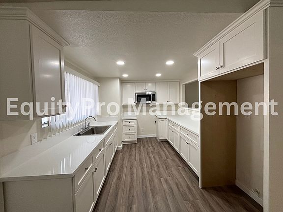 5th image of 8144 College Ave