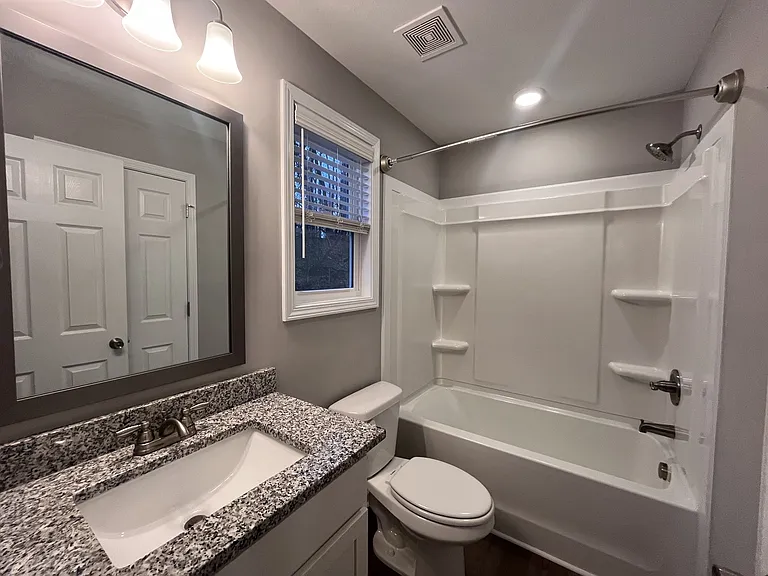 114 Valley View Cir #B — Photo 14