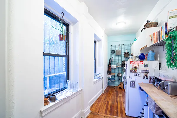 Rented by City Connections Realty | media 24