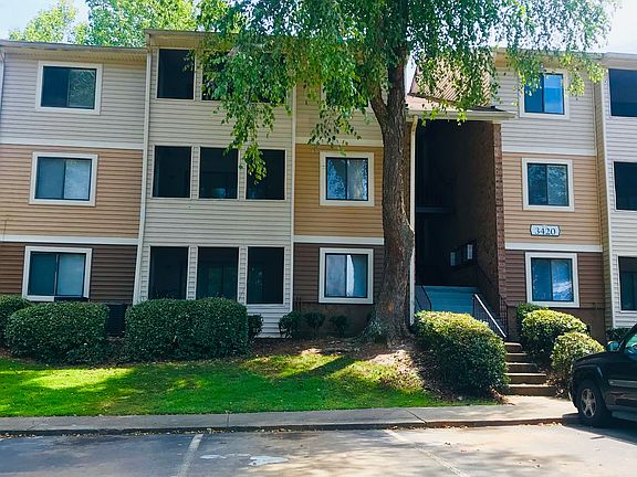 3rd image of 3402 Water Vistas Pkwy #3434F