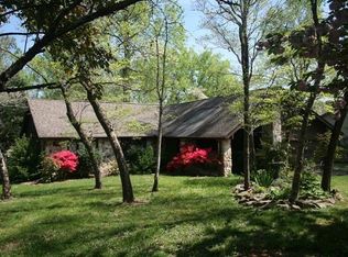 109 Lake Cir, Harriman, TN 37748