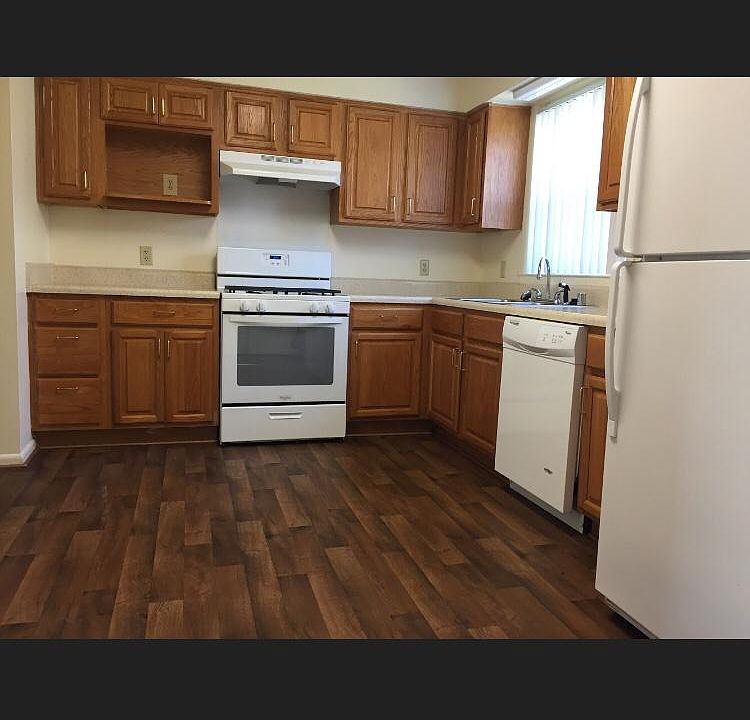 1st image of 8243 Oconnor Cres
