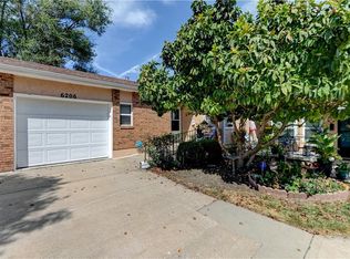 6206 Ash Ct, Raytown, MO 64133