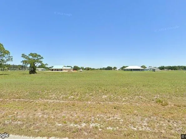 325 Costa Del Sol Dr, Sebring, FL 33876