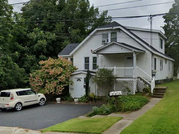236 Union St, Millis, MA