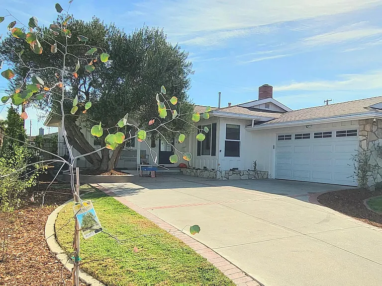 23514 Carlow Rd — Photo 2