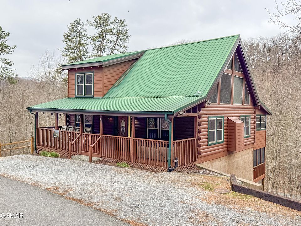 1st image of 829 Boone Acres Ln