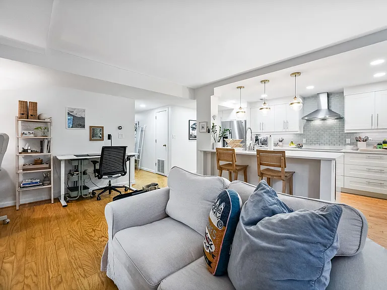 2611 Adams Mill Rd NW #T5 — Photo 18