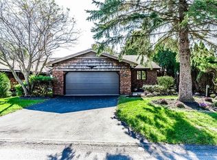 4824 Cavalry Green Dr, Manlius, NY 13104