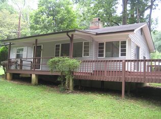 109 Darwin Rd, Oak Ridge, TN 37830