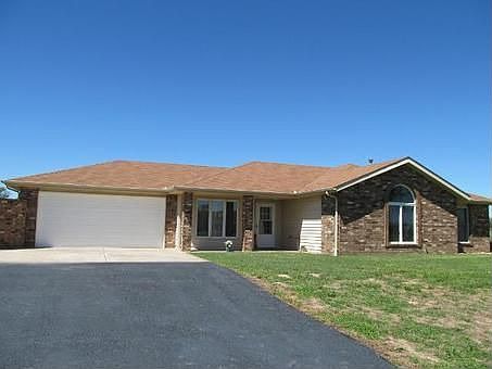 2nd image of 211 Hogcreek Rd