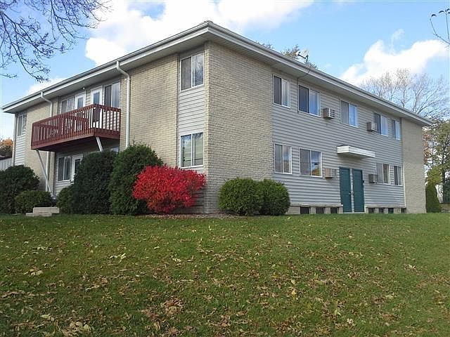 1st image of 1410 Park Ave