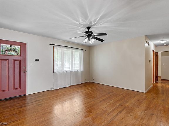 5th image of 2956 Stockton St