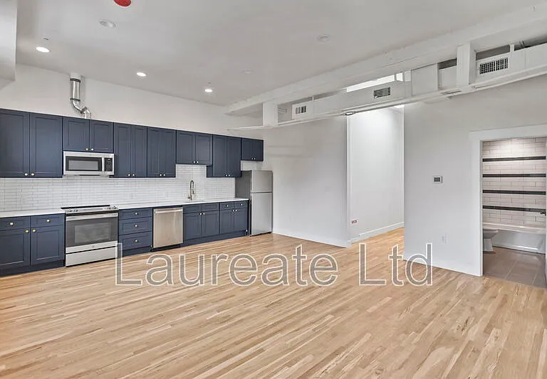 1736 E 31st Ave #2 — Photo 5