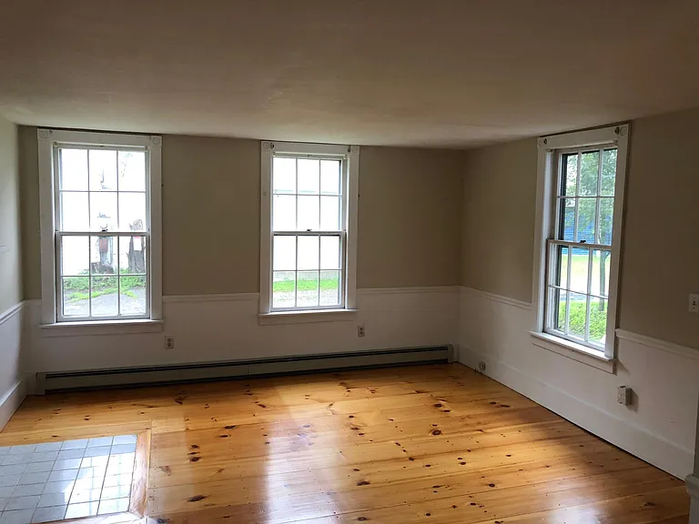 23 Garfield St — Photo 3