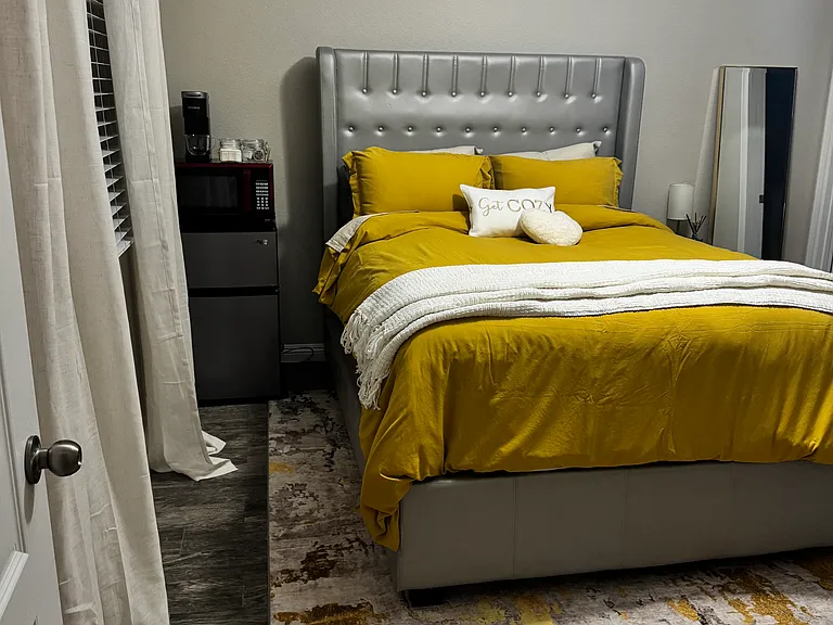9049 Boston Springs Ave #1 — Photo 3