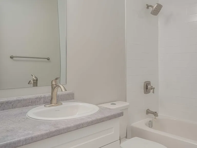 985 Maxwell St — Photo 22