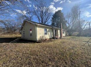 307 Yancey St, Marion, NC 28752