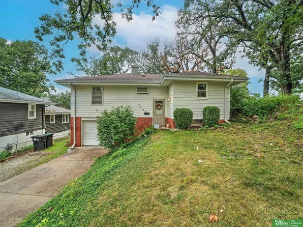 3120 Fillmore St, Omaha, NE 68112