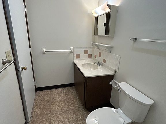 4th image of 205G Briarwood Dr #G