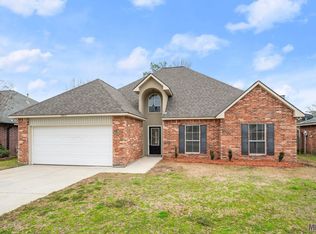 10052 Park Ridge Dr, Denham Springs, LA 70706