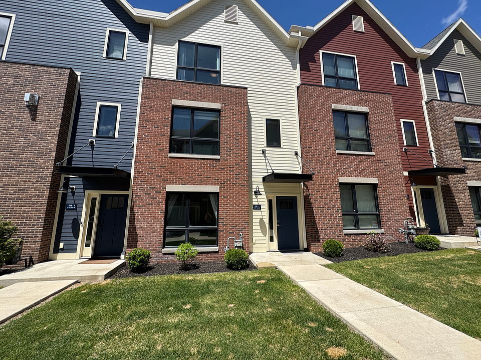 1st image of 316 S Saint Peter St #2