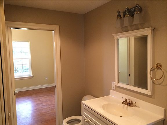 1st floor Guest bathroom