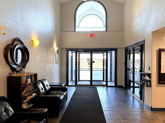 3rd image of 2305 35a Ave NW #312