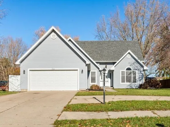 2401 Sheridan Dr, Goshen, IN 46526