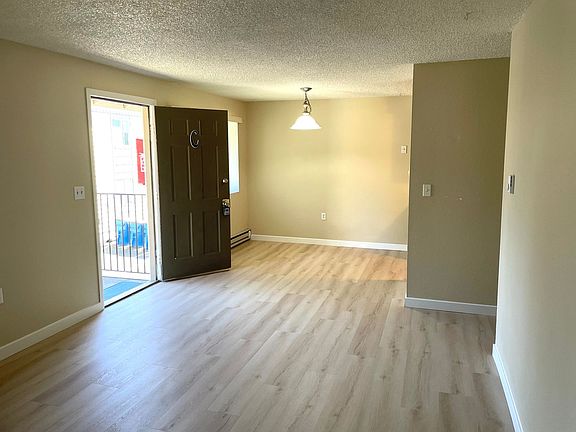 4th image of 711 E 19th St APT C