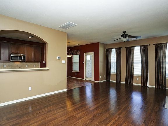 5th image of 13586 Fawn Lily Dr