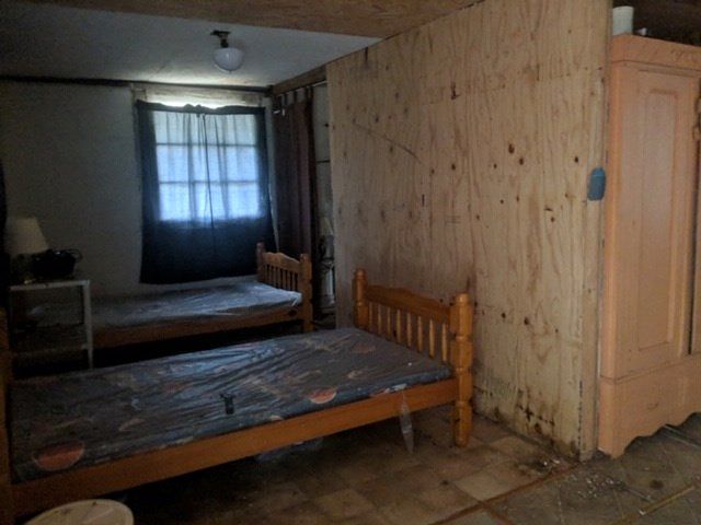 2nd image of 27 Crow Ln